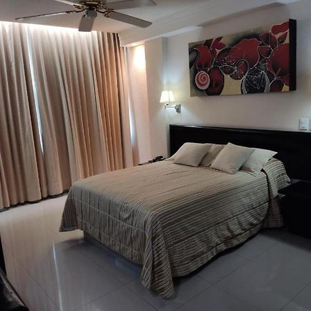 Hotel Mary Celaya セラヤ エクステリア 写真