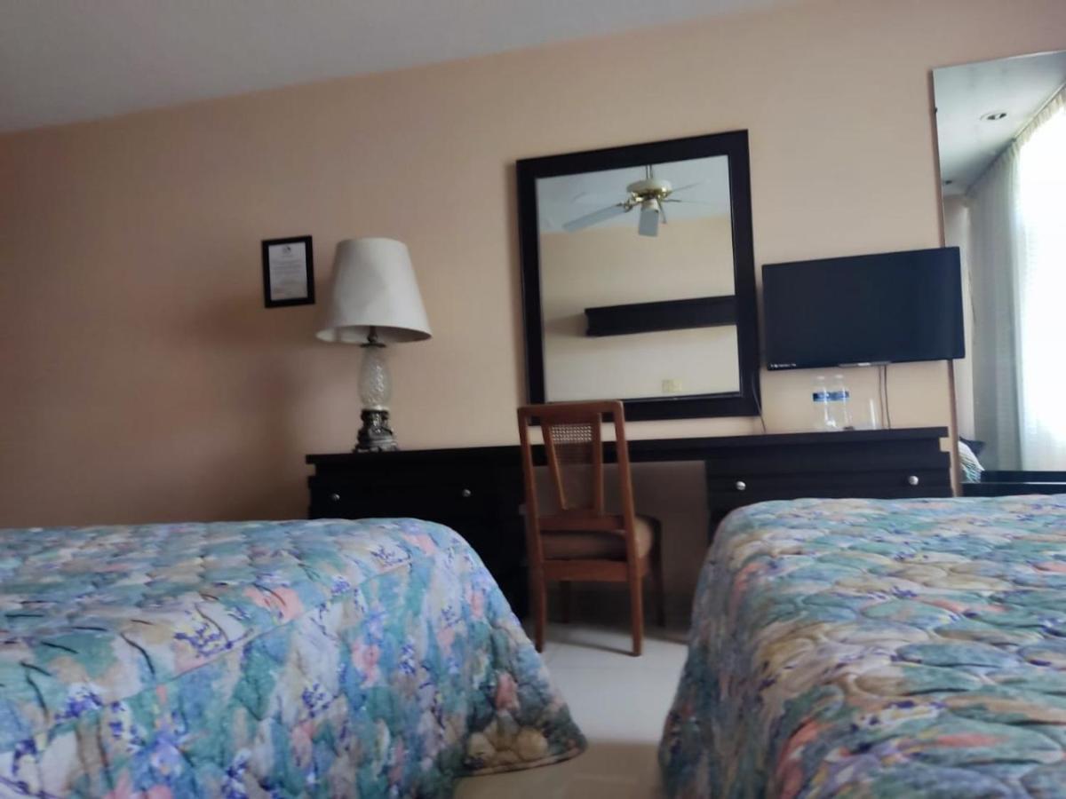 Hotel Mary Celaya セラヤ エクステリア 写真